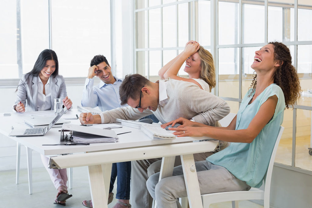 Comment instaurer une bonne ambiance de travail dans vos bureaux ?
